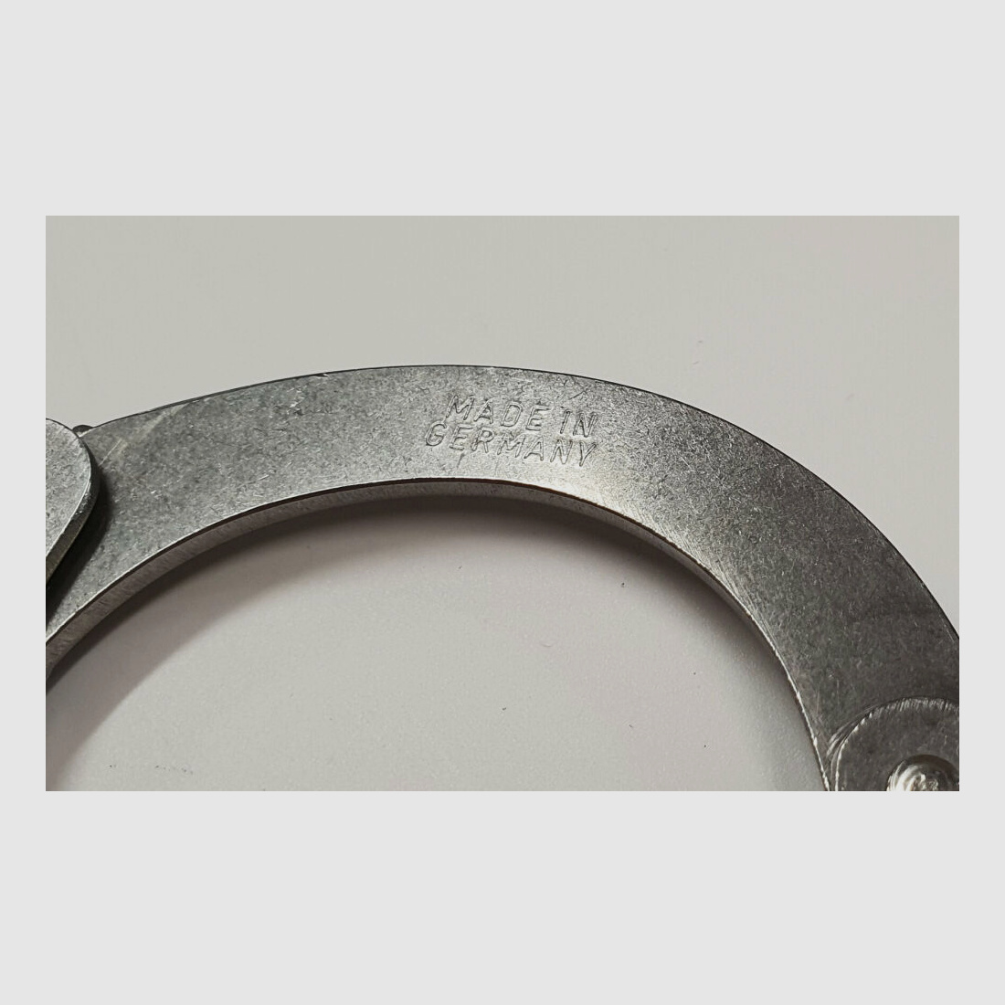 CLEJUSO Clemen & Jung e.K. Handcuff CLEJUSO No. 12 A INOX large, stainless steel handcuff, Made in Germany, used