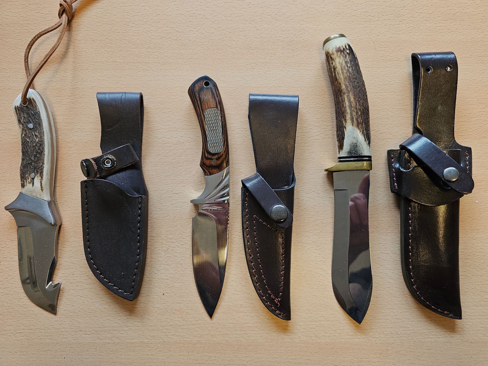 3 Jagdmesser von Albainox im Set zu verkaufen.