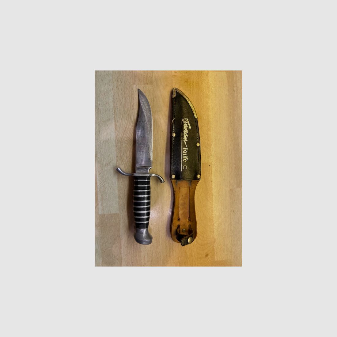 Tarzan Knife - classic Bowie knife with leather sheath