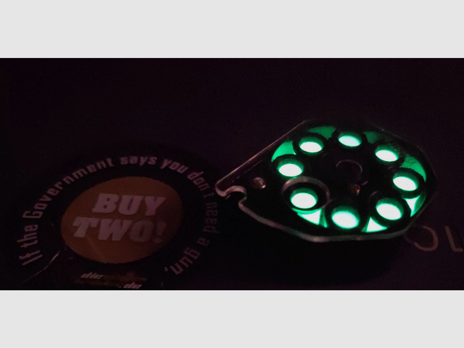 AEA MEGALODON SLUGS GLOW IN THE DARK 30 STÜCK MAX. LEGAL PERFORMANCE CAL. 50