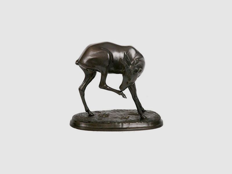 Lovergreen Bronzestatue Motiv Reh mit angehobener Schale