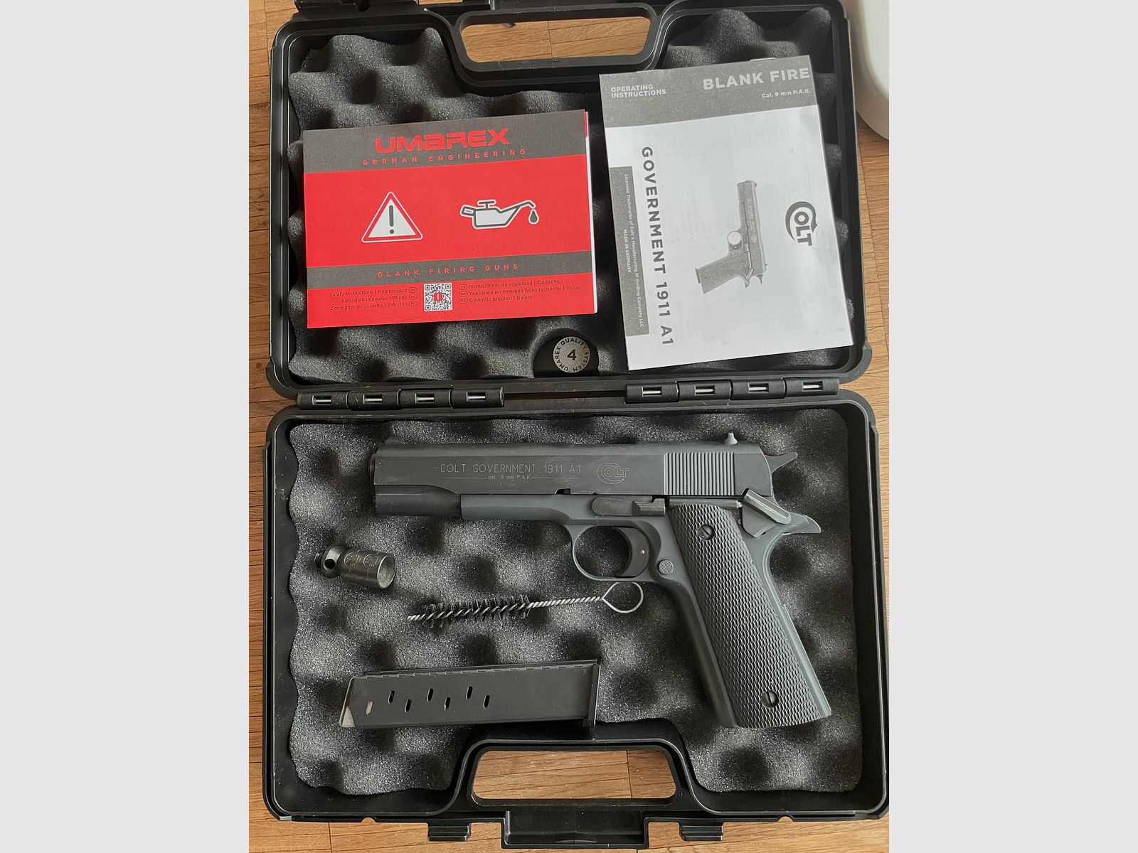 Colt Schreckschuss Pistole Government 1911 A1