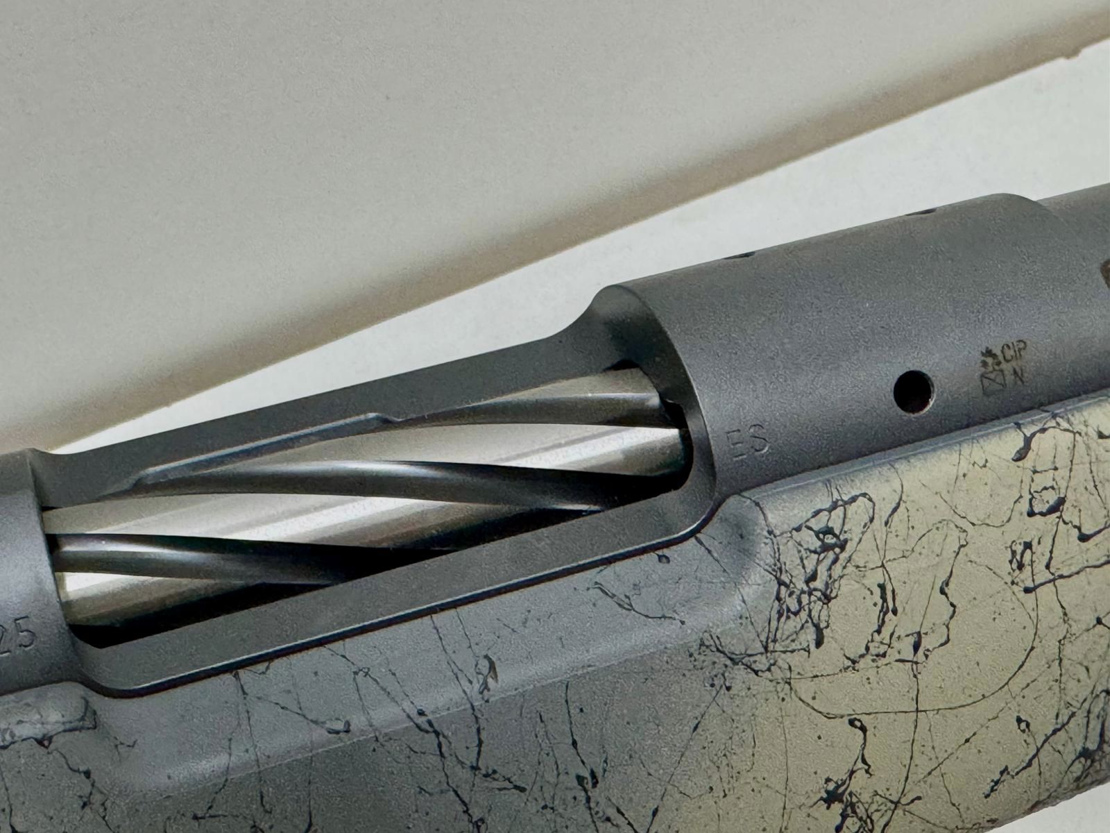 Bergara B14 WILDERNESS THUMBHOLE CARBON