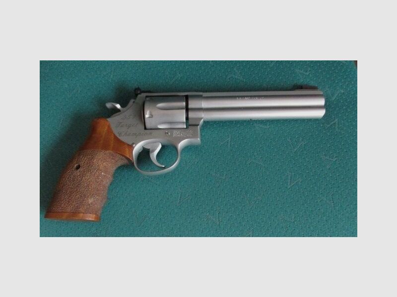 Revolver Smith & Wesson Target Champion .357mag