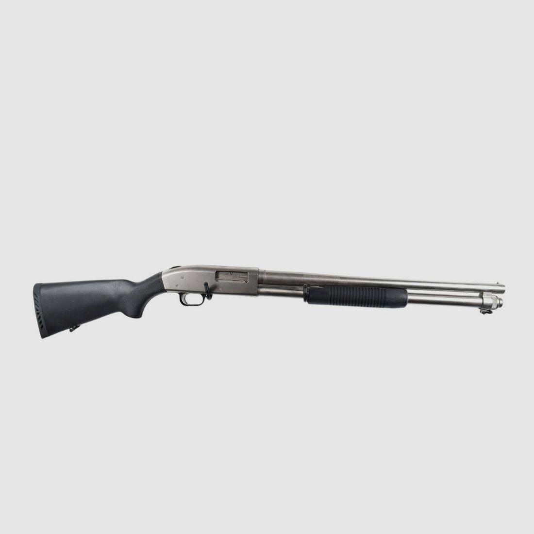 Mossberg 590 Mariner