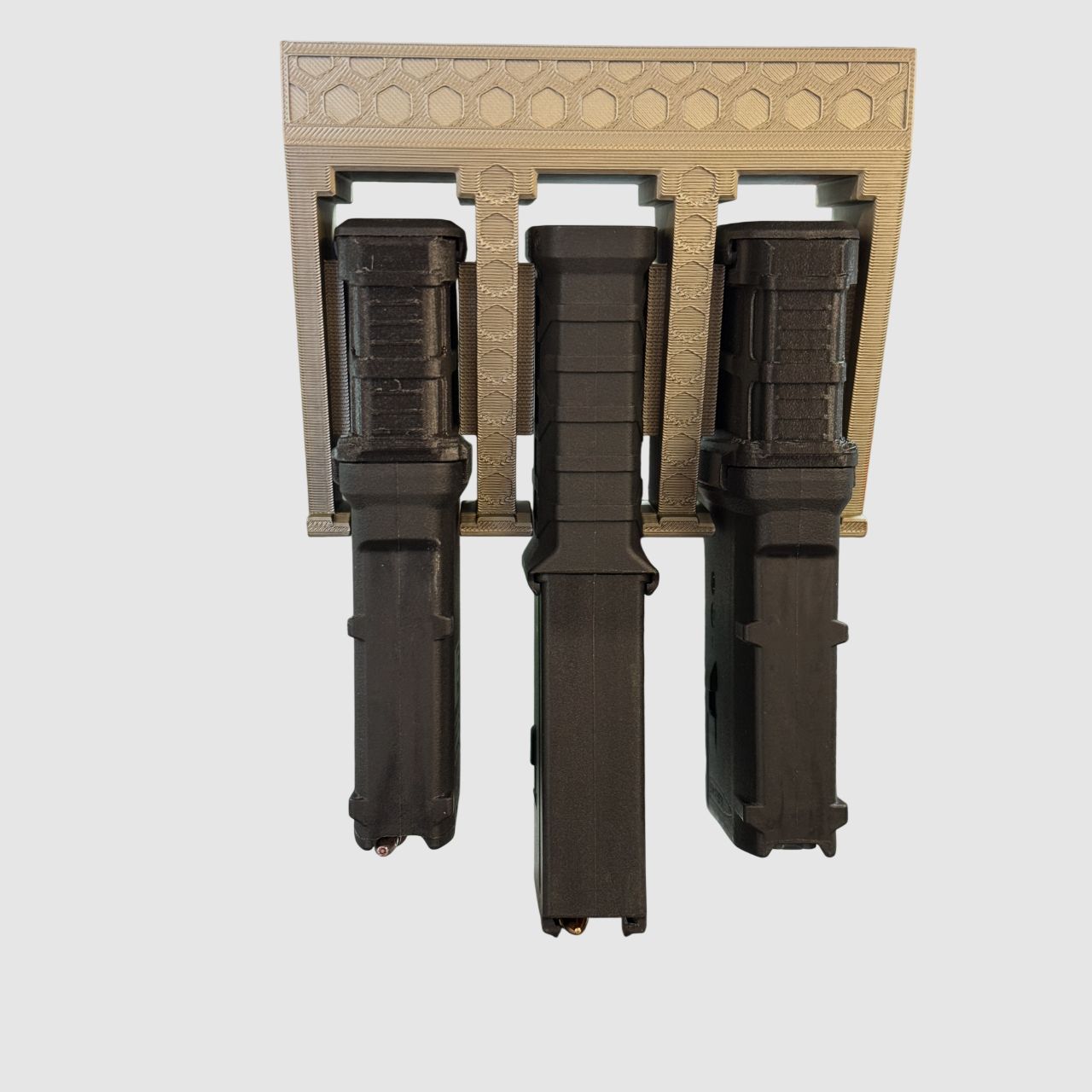 Magnetischer Magazinhalter für AR-15, Glock & CZ – Platzsparend & ohne Bohren