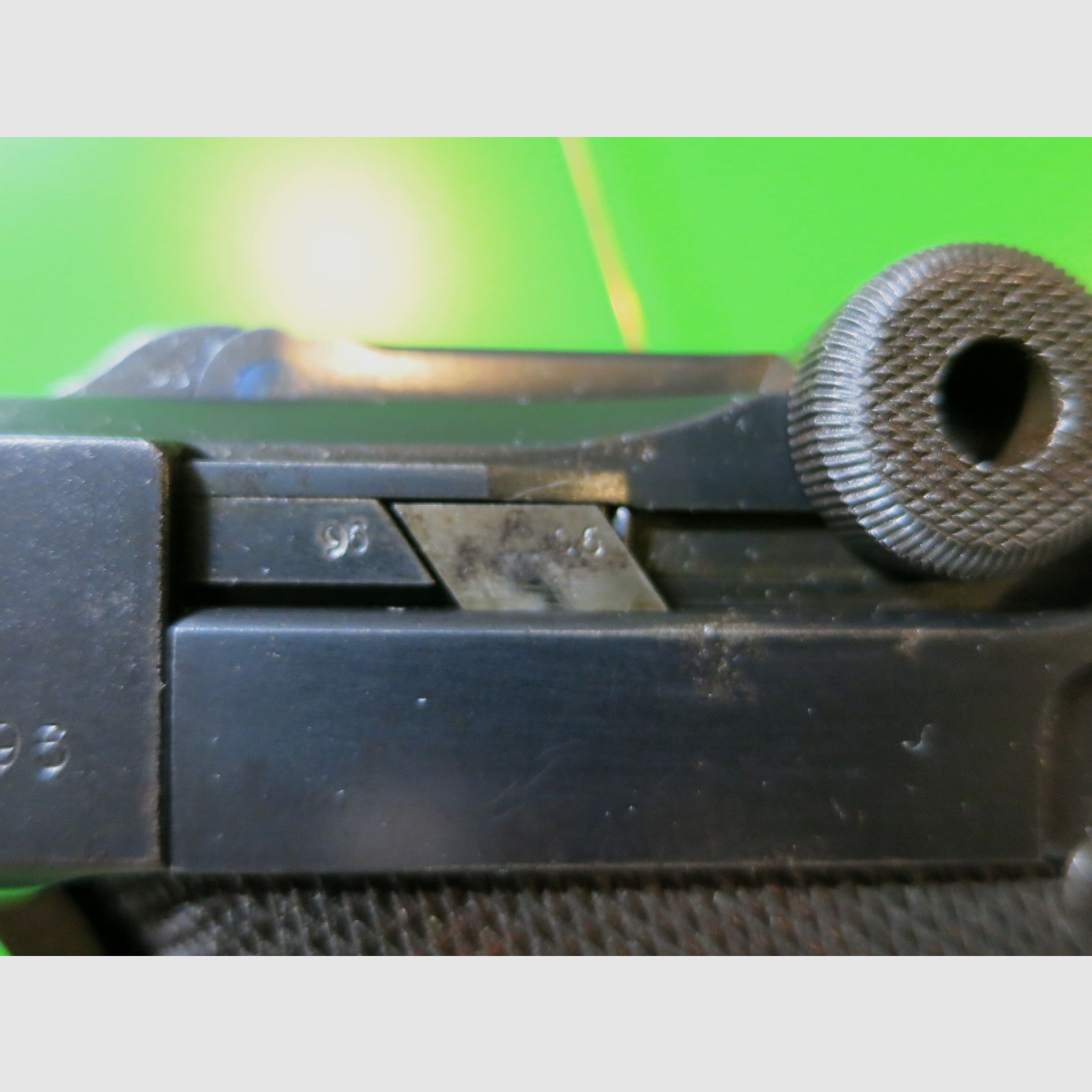 Deutsche Waffen- und Munitionsfabriken (DWM) 1915 , lange Pistole 08 P08, Ari P08 (Artillerie), 9 mm Luger     #61-