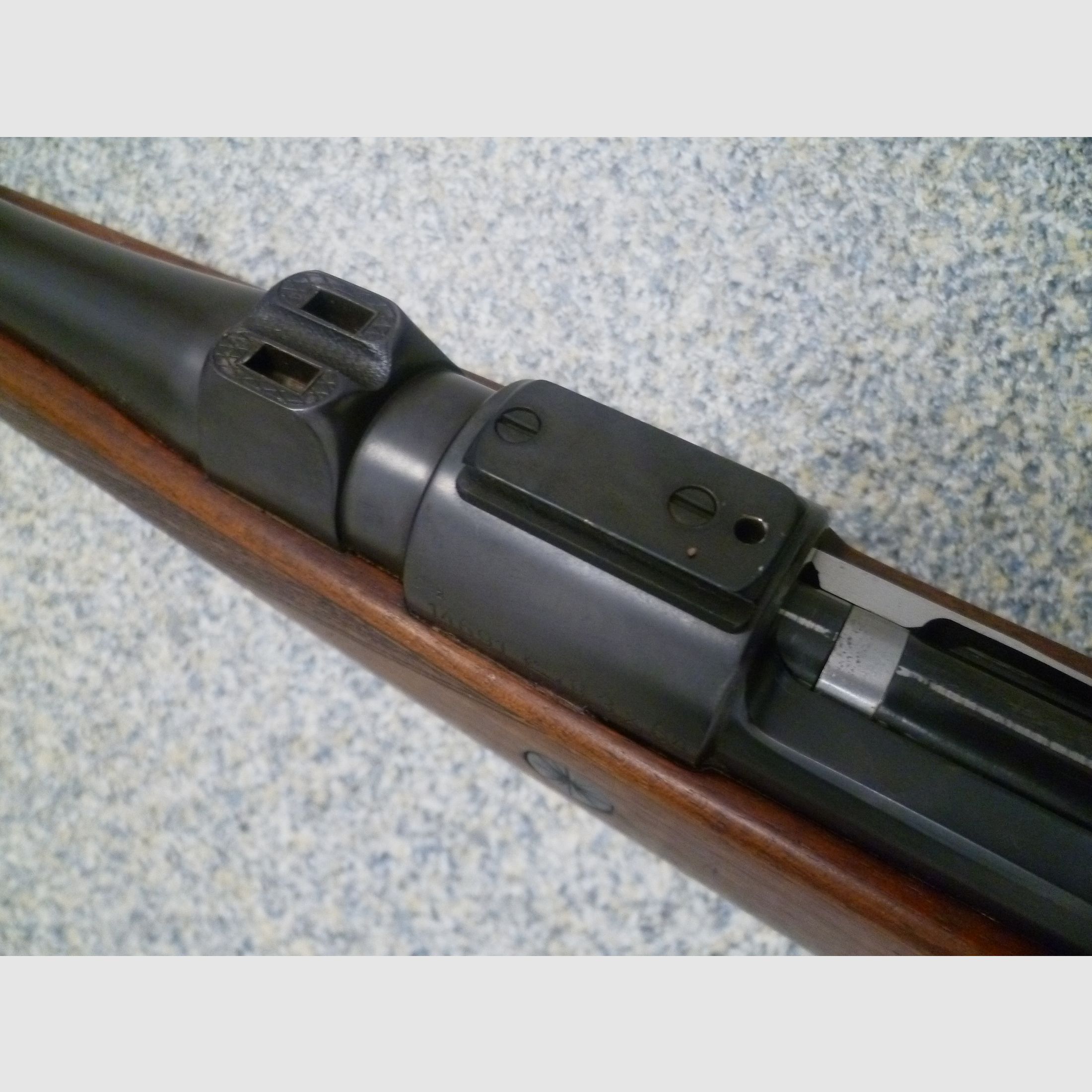 Repeater rifle Brenneke 9.3x64