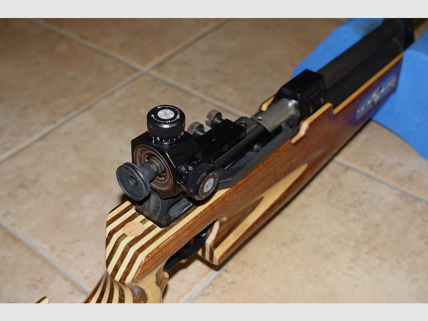 Steyr Matchgeweer LG 91 + 3 patronen + vuladapter