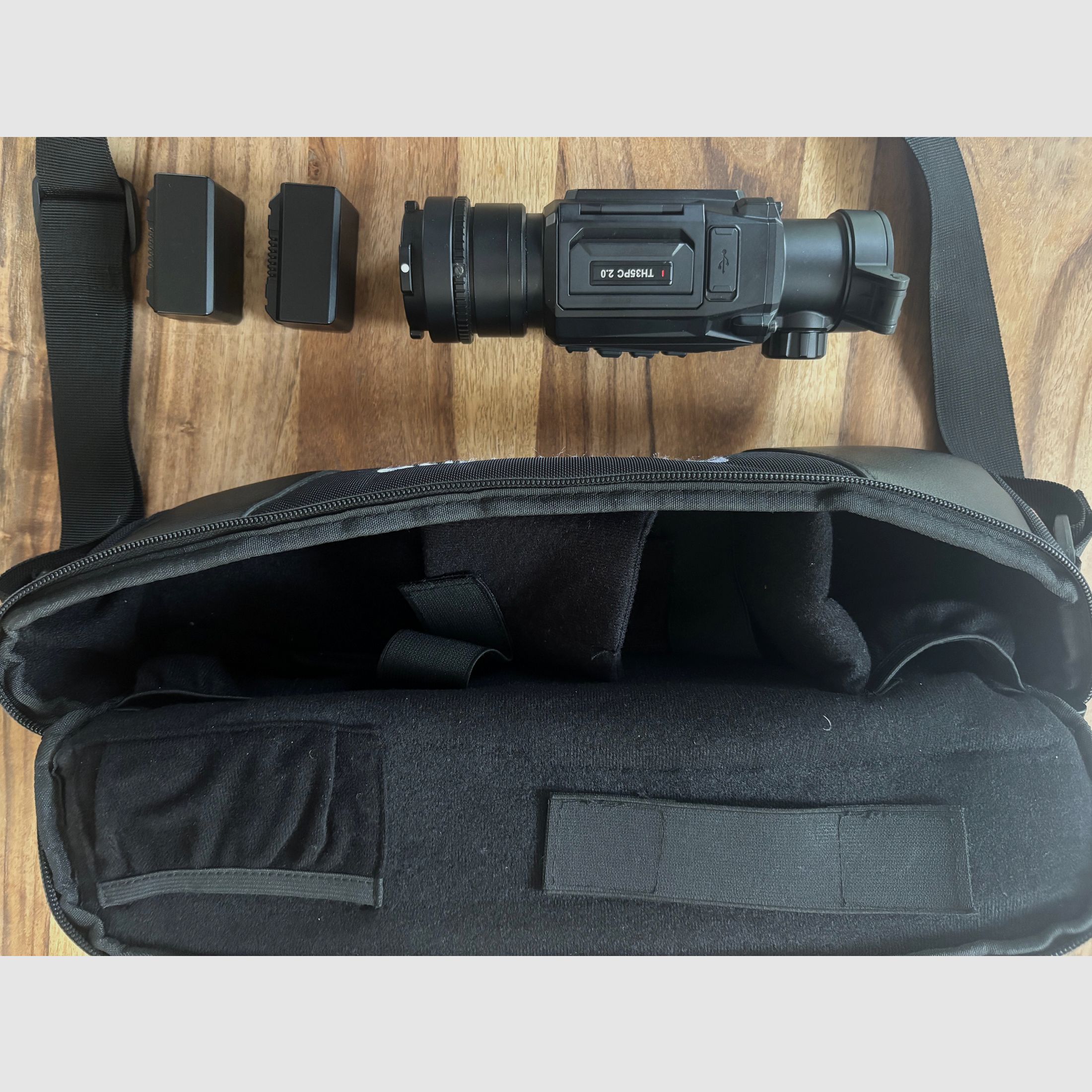 HIKMICRO TH35PC Vorsatzgerät + 2 Akkus + ADAPTER + Transporttasche gepolstert 