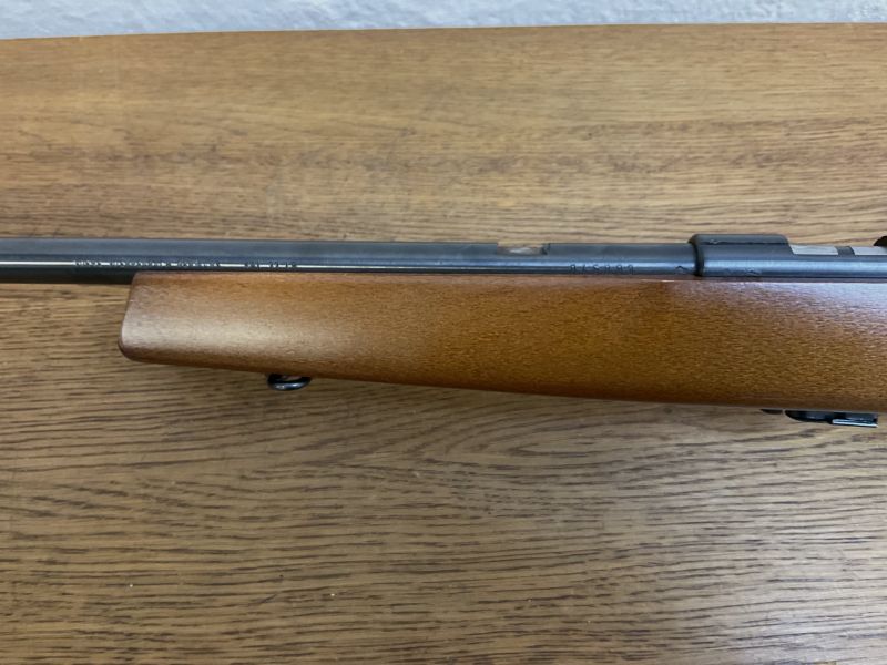 NEUWERTIGE Voere Repetierbüchse im Kaliber .22lr SNR 845883