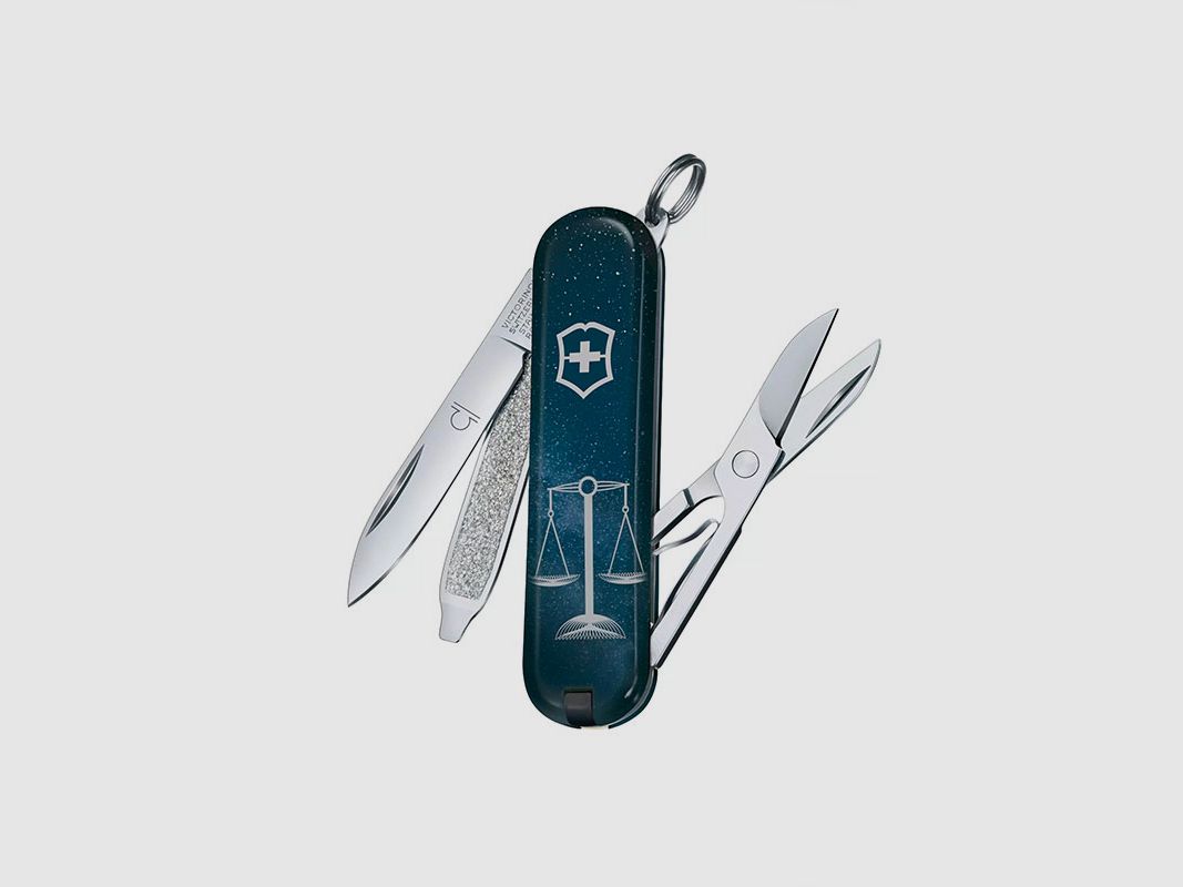 VICTORINOX – CLASSIC SD | COLLECTION ZODIAQUE | BALANCE, image 1 sur 5