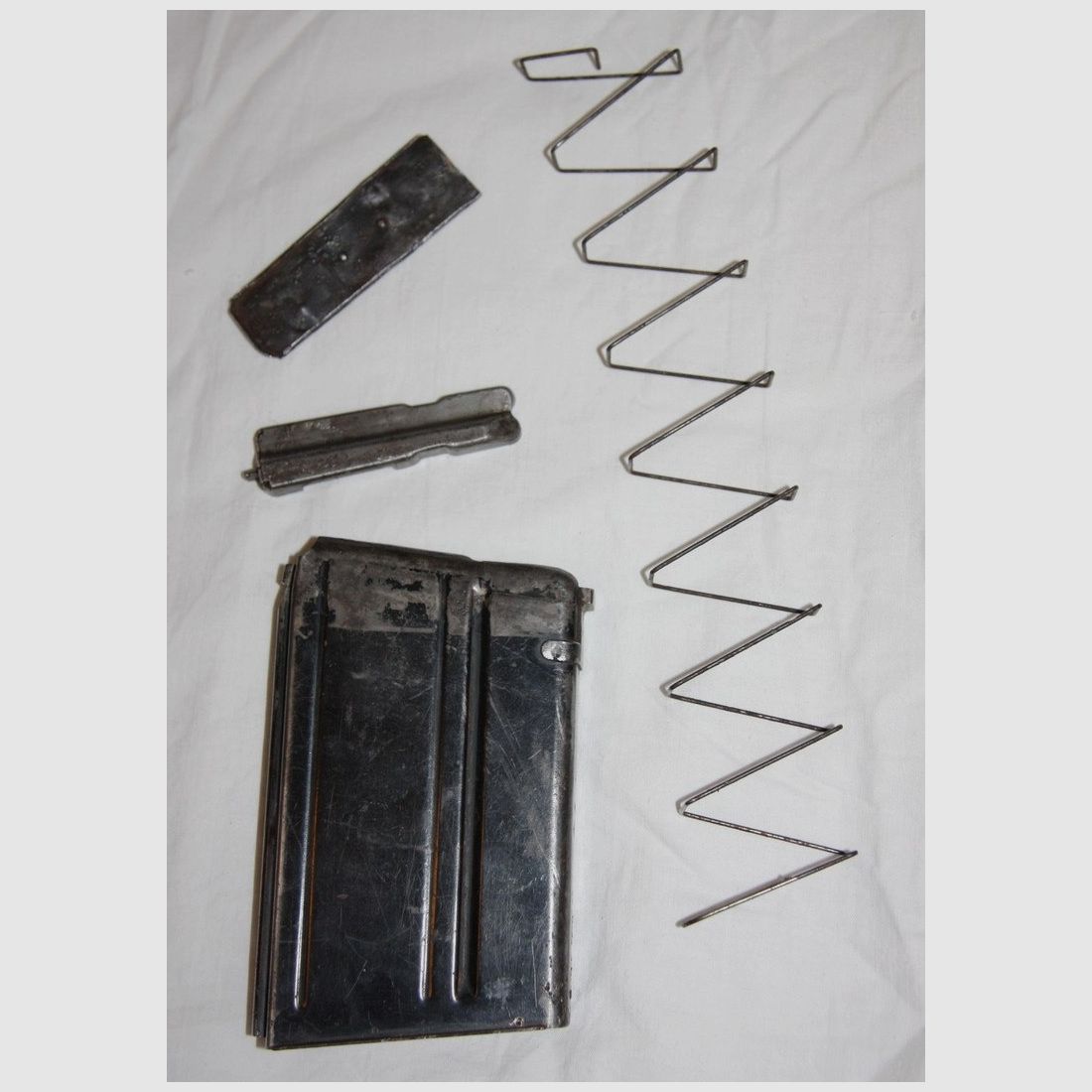 Oryginalny magazyn FG42 (Fallschirmgewehr 42) z Wk2