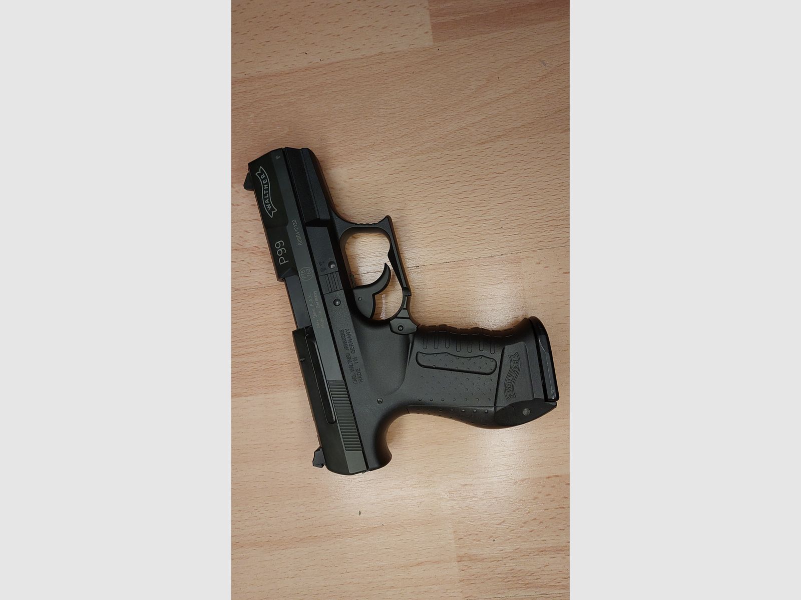 Walther P99 Schreckschuss Pistole 9mm P.A.K. (PTB 762) P 99