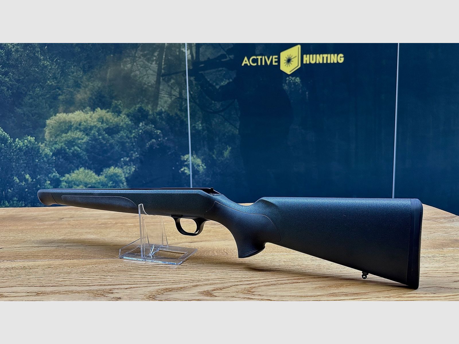 Blaser R8 Professional Schaft mit Gehäuse/System // Schaftfarbe Grün // Schaft gekürzt