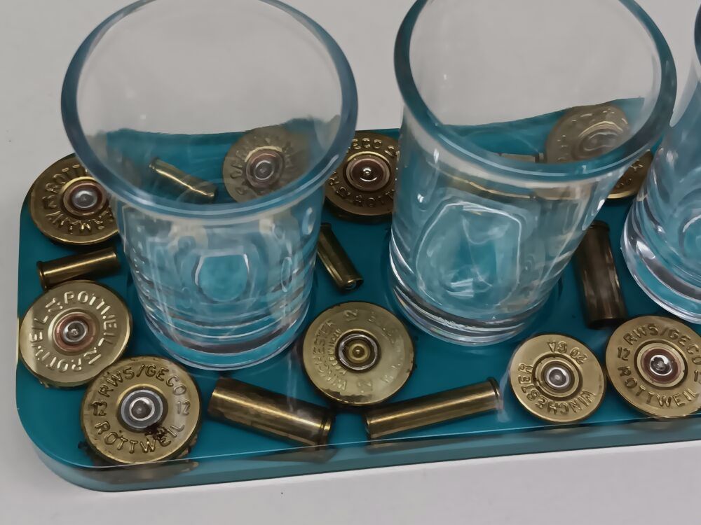 Tabla de servicio de schnaps club de tiradores