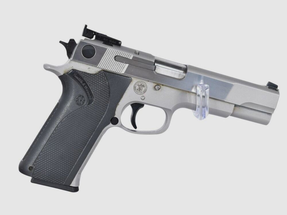 Smith & Wesson 845