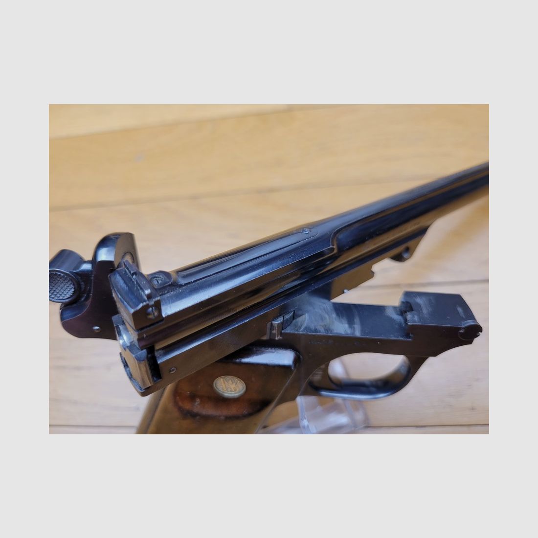 Wunder Art Déco – Seltene Smith&Wesson Straight Line Pistole – 22LR – 10 Zoll – nur 1.870 Stück hergestellt! – Baujahr 1925! Top Zustand!, Bild 21 von 24