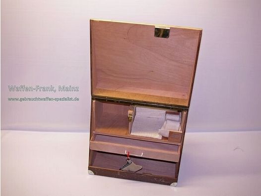 German, Manufacturer unknown pistol case