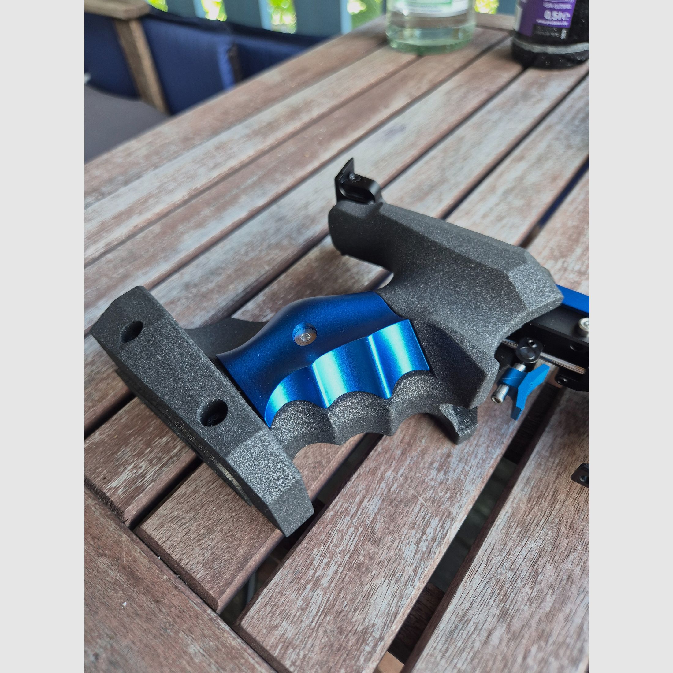 Walther LP500 5D grip, image 2 of 2