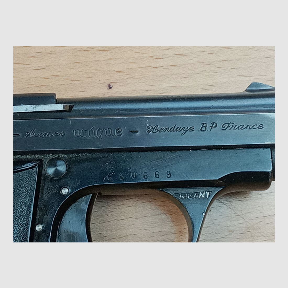 Unique Mikros "K"