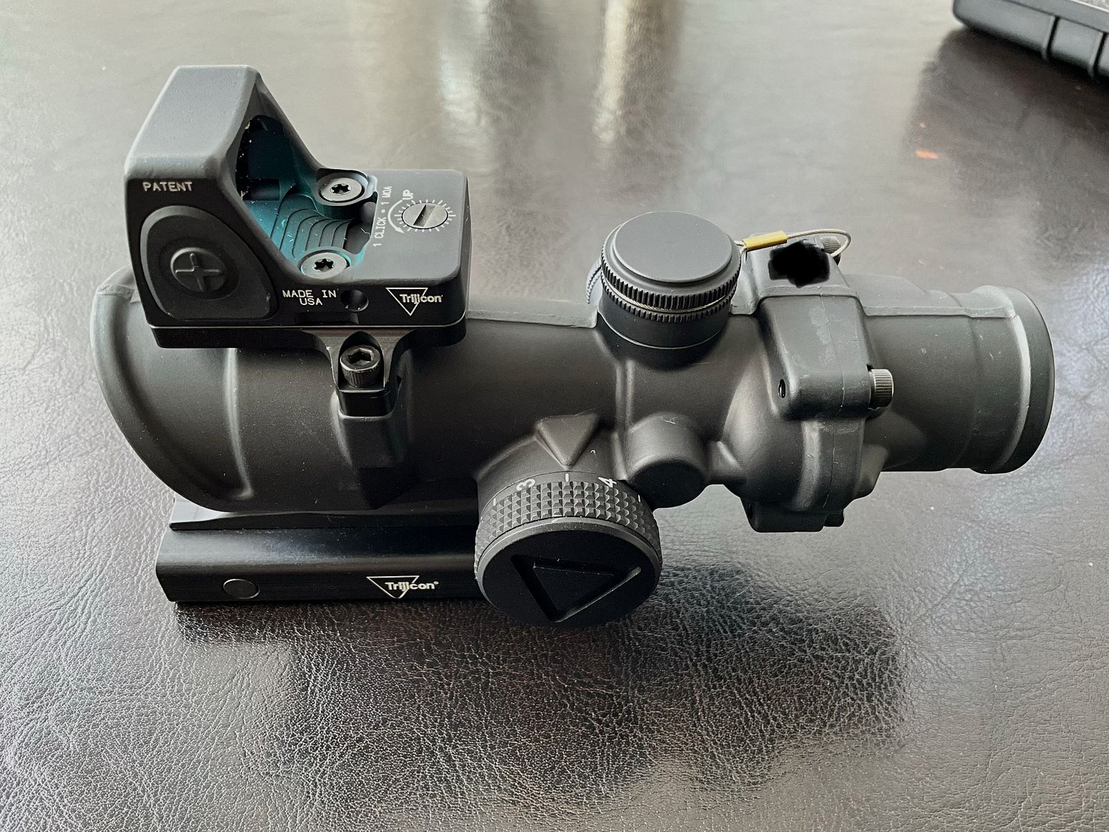 Trijicon LED ACOG 4x32 Lunette plus Trijicon RMR réglable