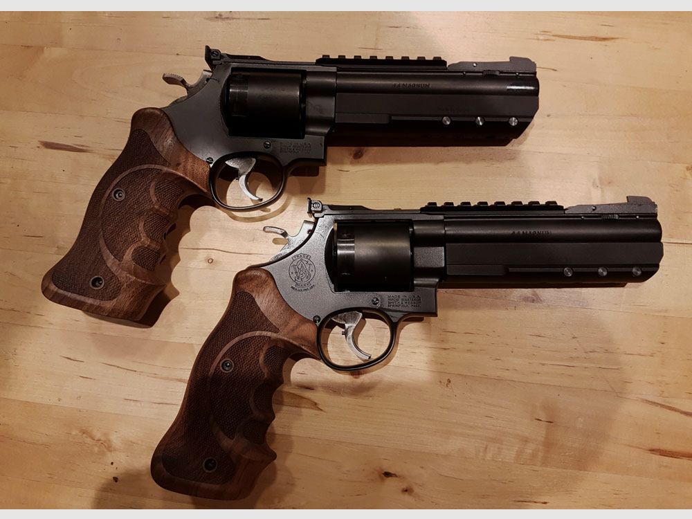 BLACK CUSTOM PRACTICAL TARGET S&W Mod. 29-3, 6"Zoll .44 Magnum