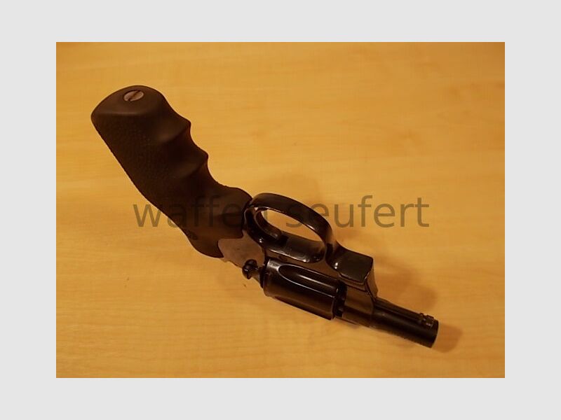 Colt Detective 2" snub nose Hogue rubber grip