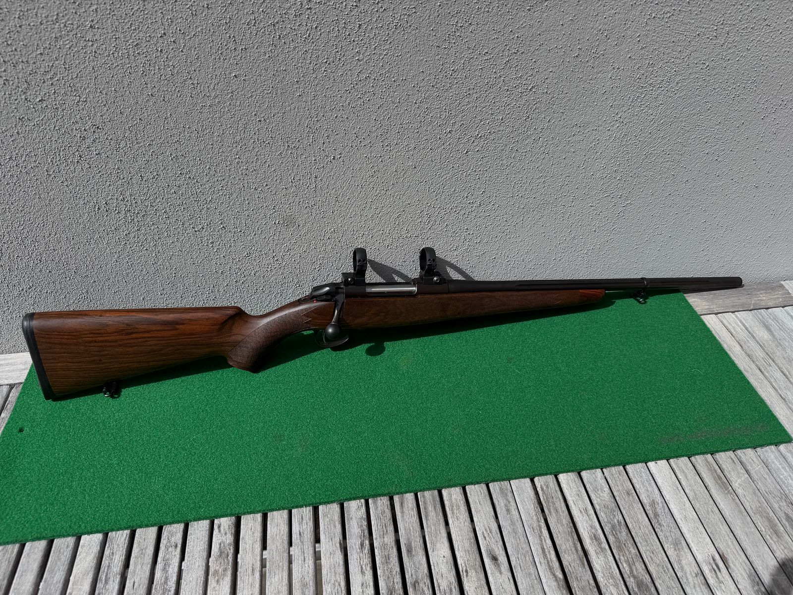 Sako 85 Grizzly 308 Win acanalado hermosa culata de madera