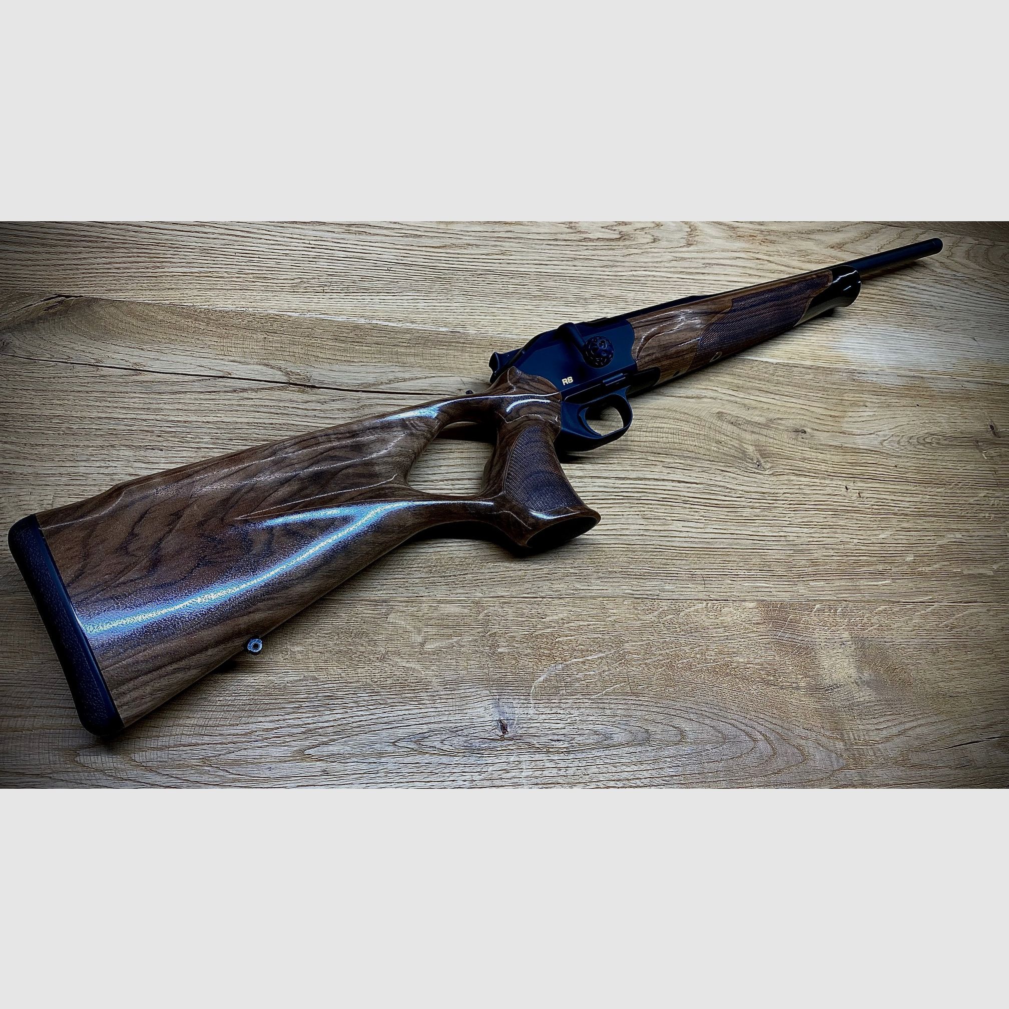 Blaser R8 Success / Wood class 4 / caliber and barrel length of your choice / absolute opportunity