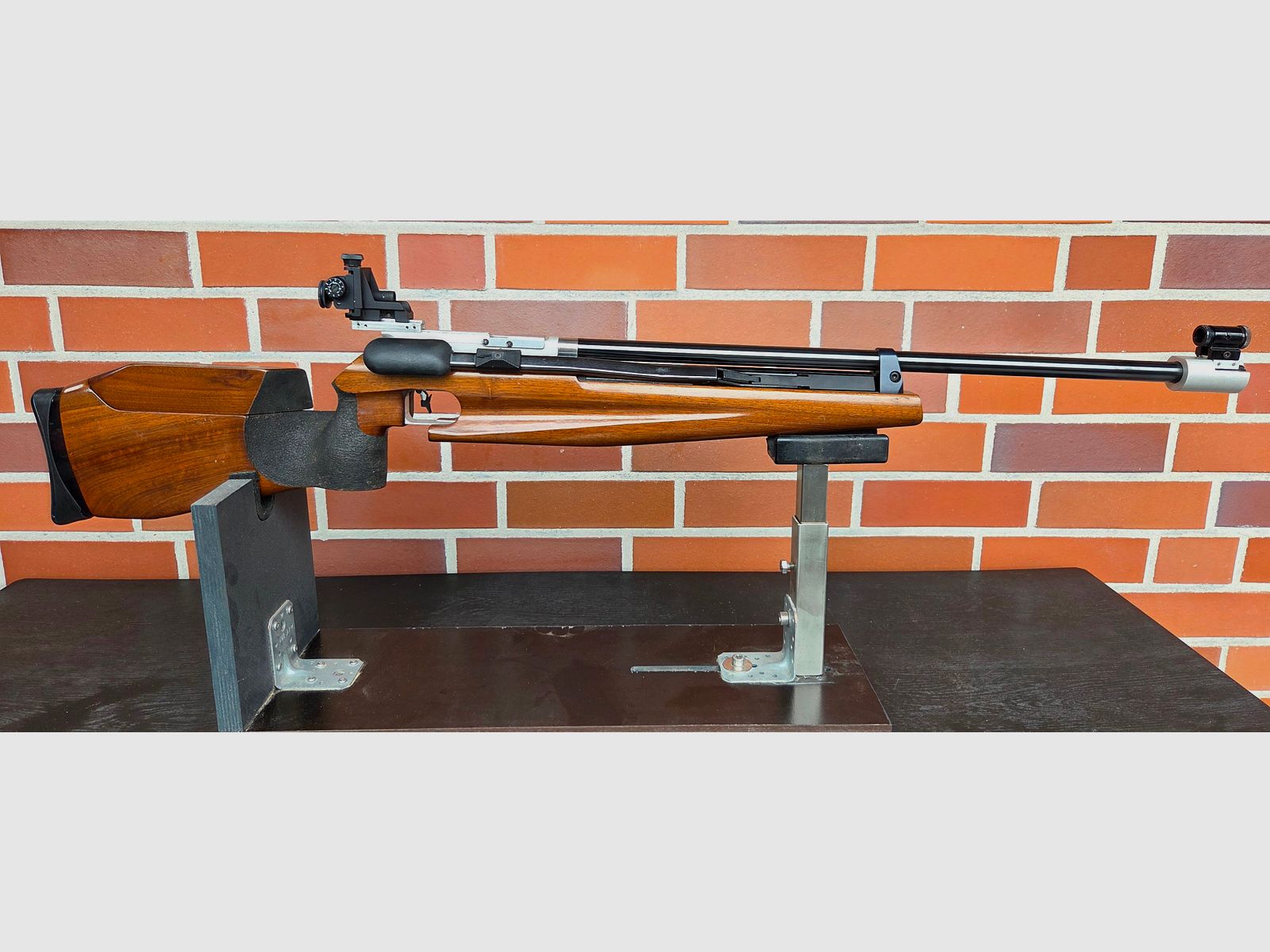 Feinwerkbau 601 Match karabinek pneumatyczny