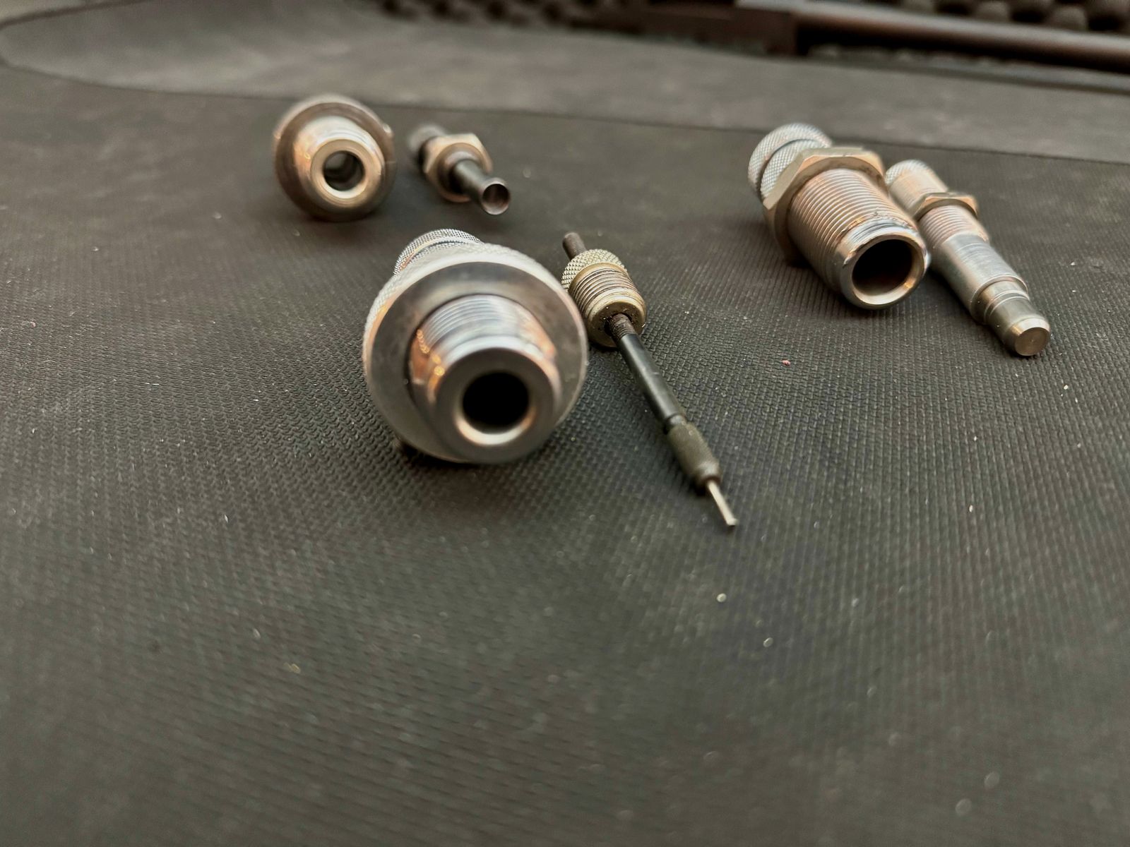 Lyman dies 38/357 .38Sp, .357Mag, 3 dies