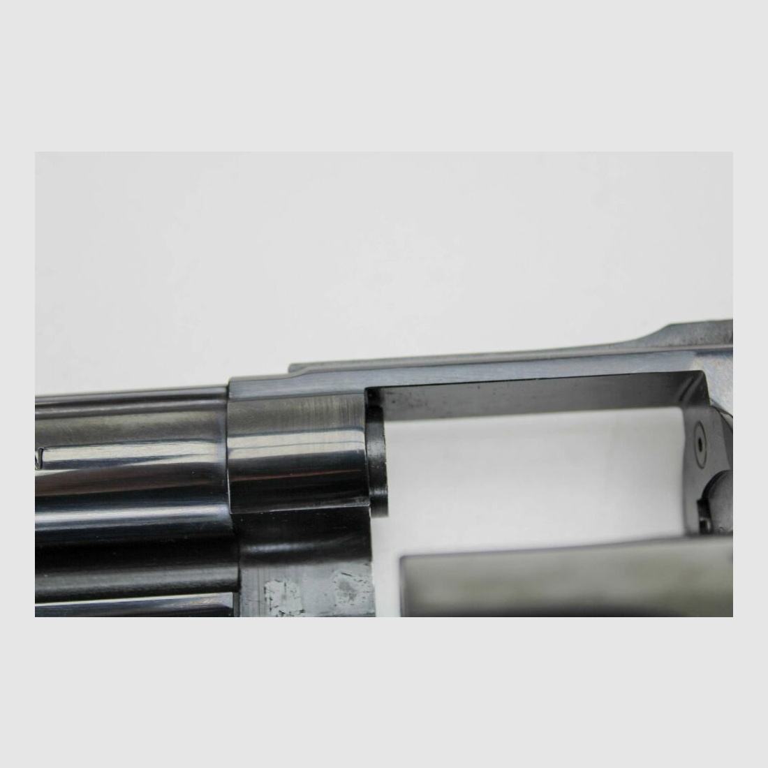 Revolver S&W Smith & Wesson Mod 29-5 Cal. .44Rem Mag 4" cañón Bianchi holster .44RemMag