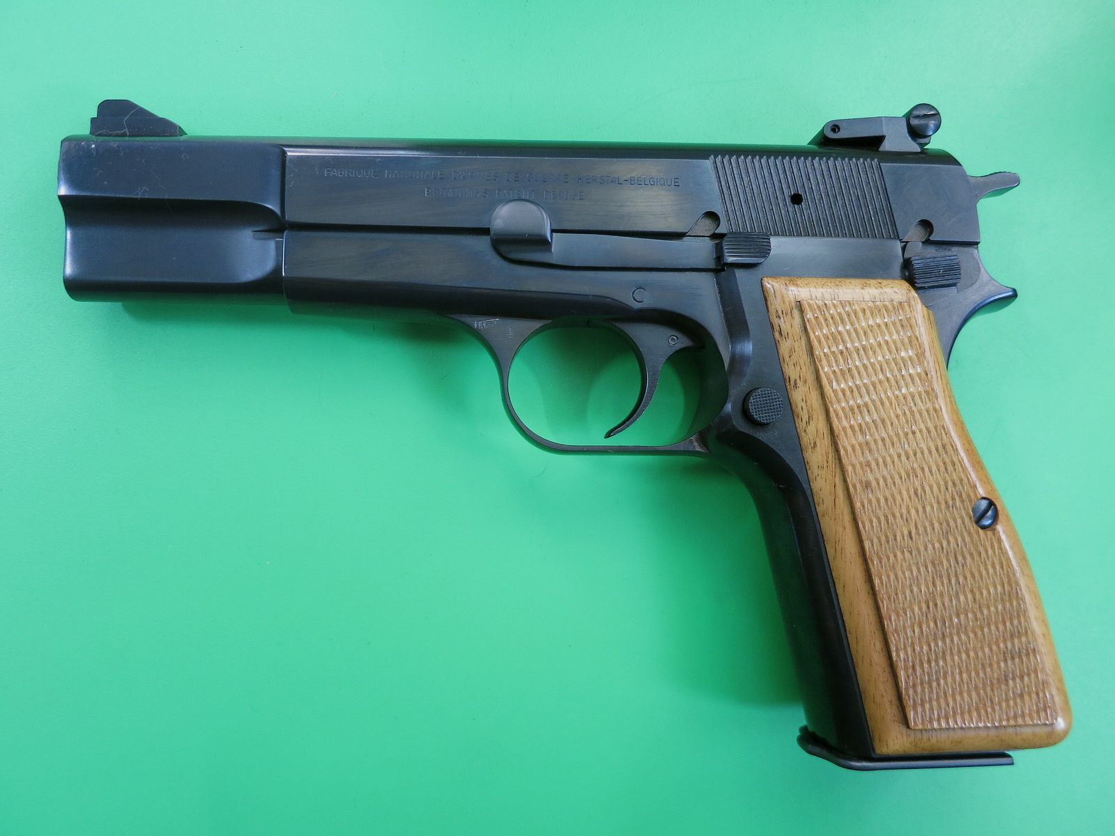 Fabrique Nationale Herstal, FN Browning HP (High Power), 9 mm Luger, wie neu    #46
