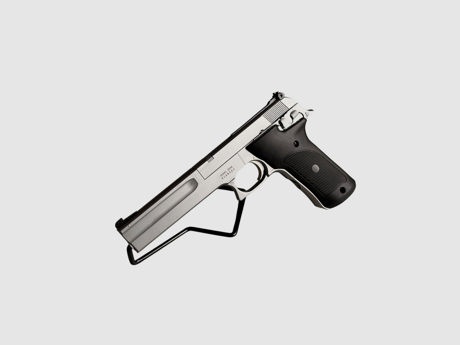 Smith & Wesson 2206 calibre .22 LR | État Très bon -, image 2 sur 8