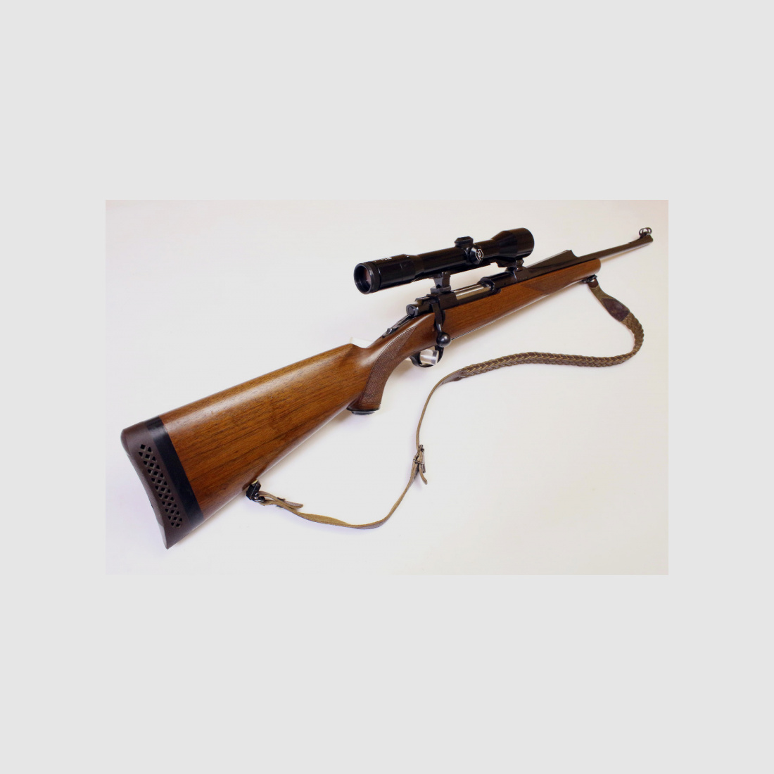 Repetierbüchse - Ruger Mod. 77 "Safari" mit ZF Zeiss 1,5-6x42 | 9,3x62