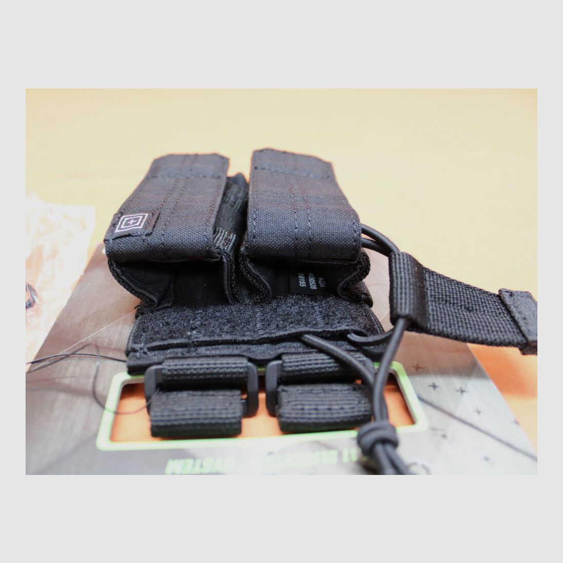 5.11 5.11 Doble Pistol Bungee/Cubierta (56155) 019 Bolsa de magazín negra para 2 cargadores de pistola