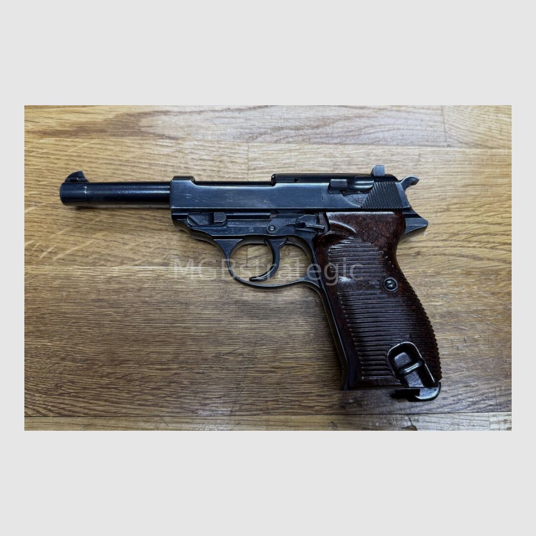 P 38 ac 43 - semi-automatic pistol 9mm Luger - Wehrmacht matching number - WaA acceptance / P38