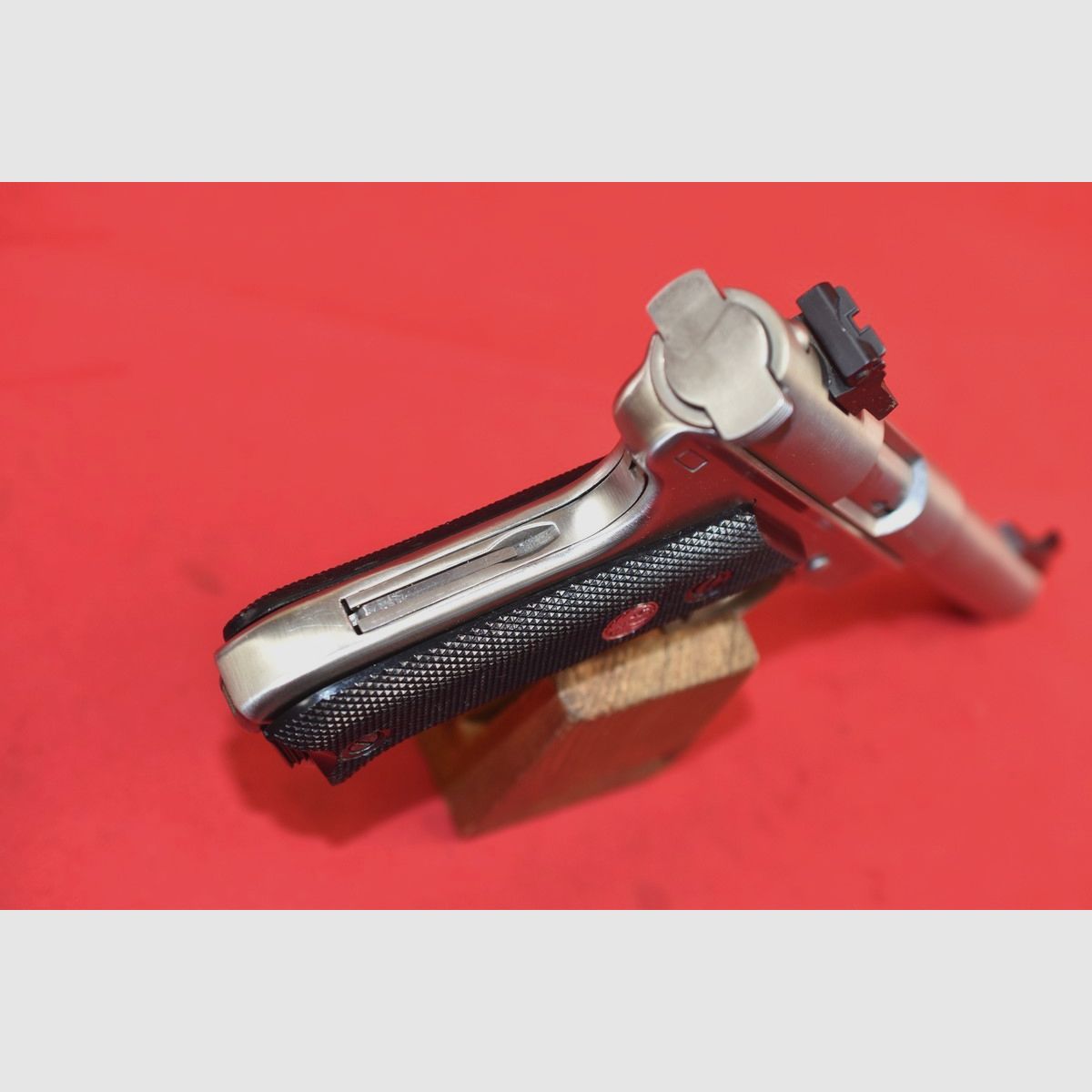 #8061 PISTOLA RUGER MARK II TARGET, cal. .22 LR, imagen 5 de 17