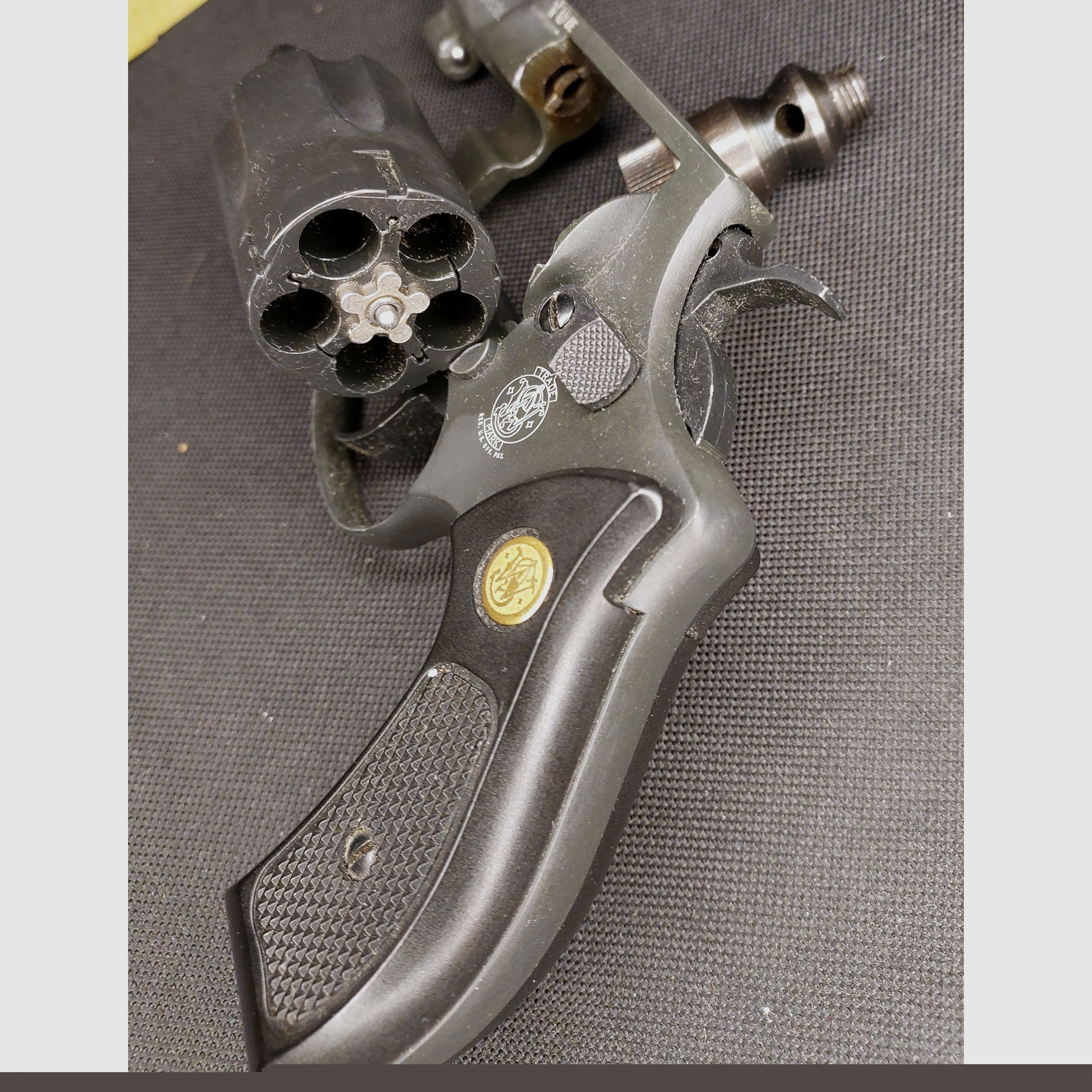 Smith & Wesson Chiefs Special Schreckschussrevolver Kal. 9mm R.K. brüniert (PTB 794)