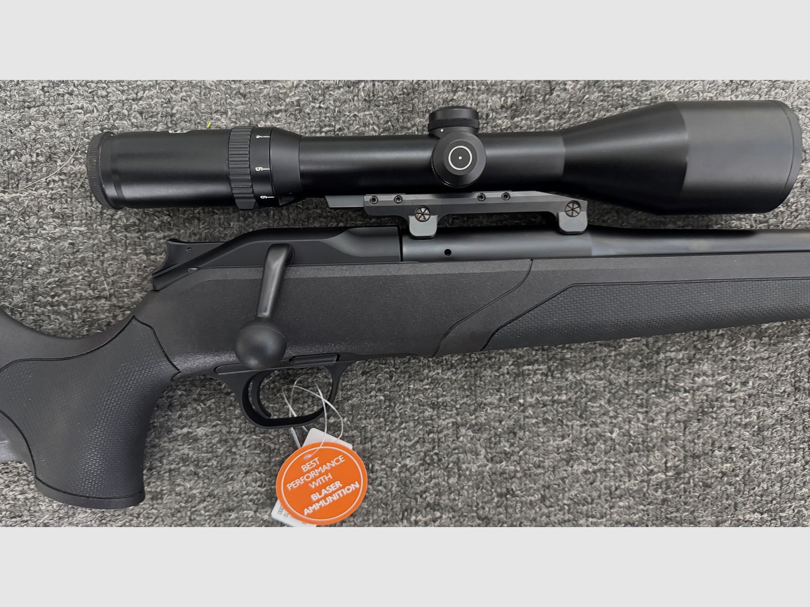 Blaser R8 Professional 2.0 - .30-06 + M15x1 + LL 52cm + Schmidt&Bender 3-12x50 - New weapon with used scope