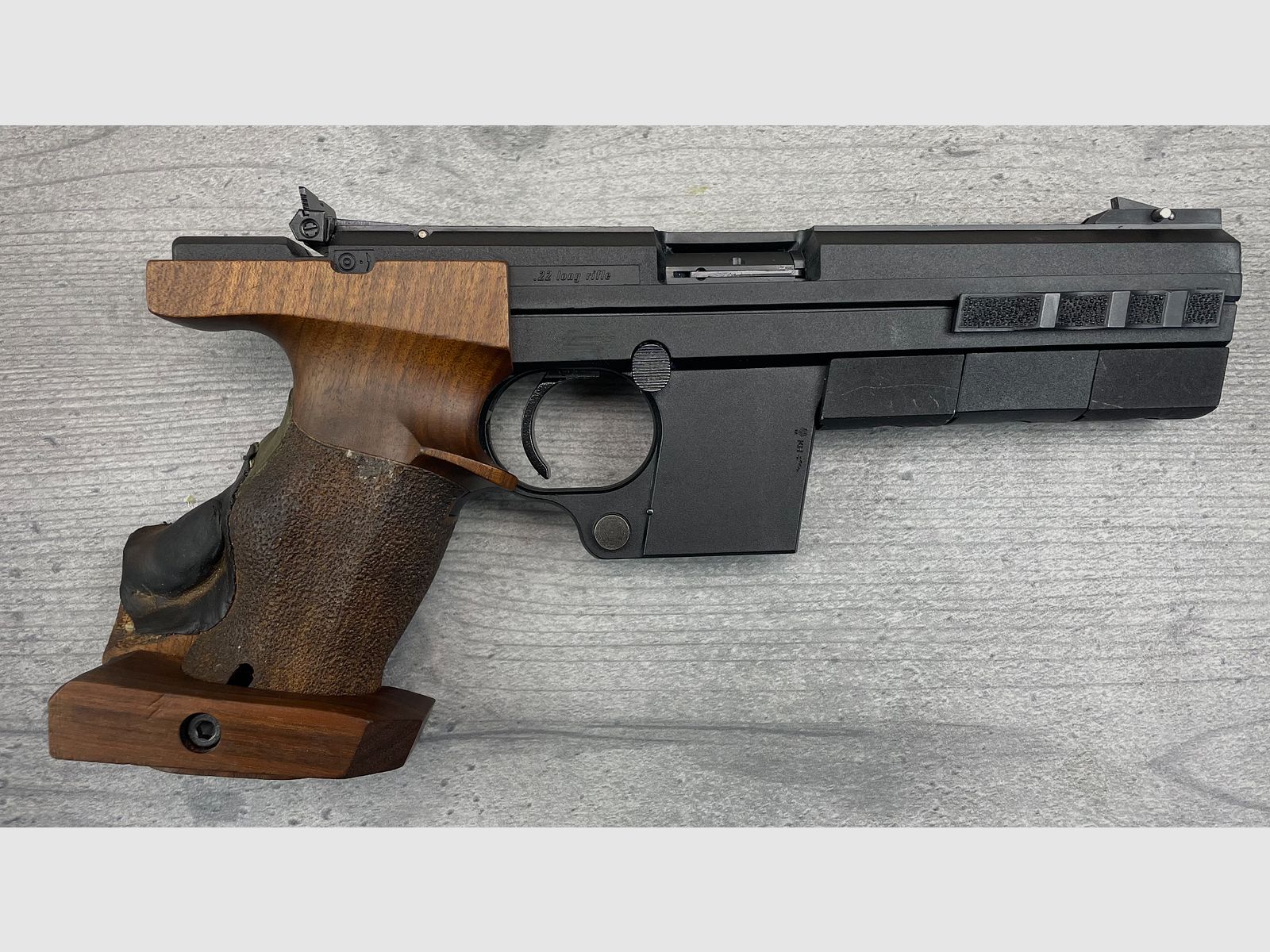 Hämmerli Mod. 280 halblautom. Pistole .22lr