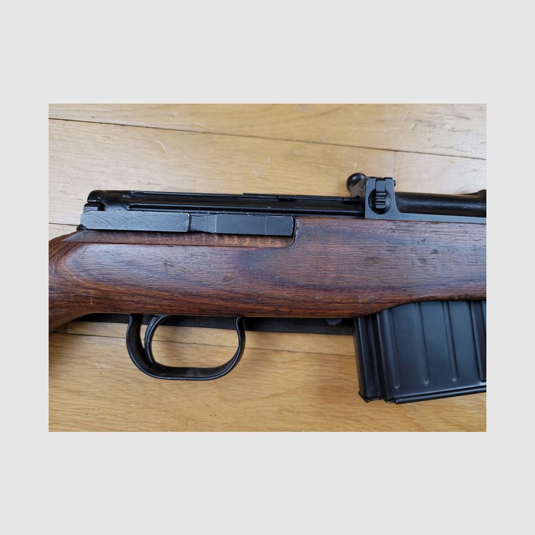 Schönes und seltenes deutsches Selbstladegewehr Walther G43 / K43 – 10 Schuss in 8x57IS – Produktion DUV von 1944 – Nicht monomatrikuliert – Getestet – Schöne Stempel und schönes Holz – Gewehrriemen – „mythische“ Waffe TBE +, Bild 4 von 34