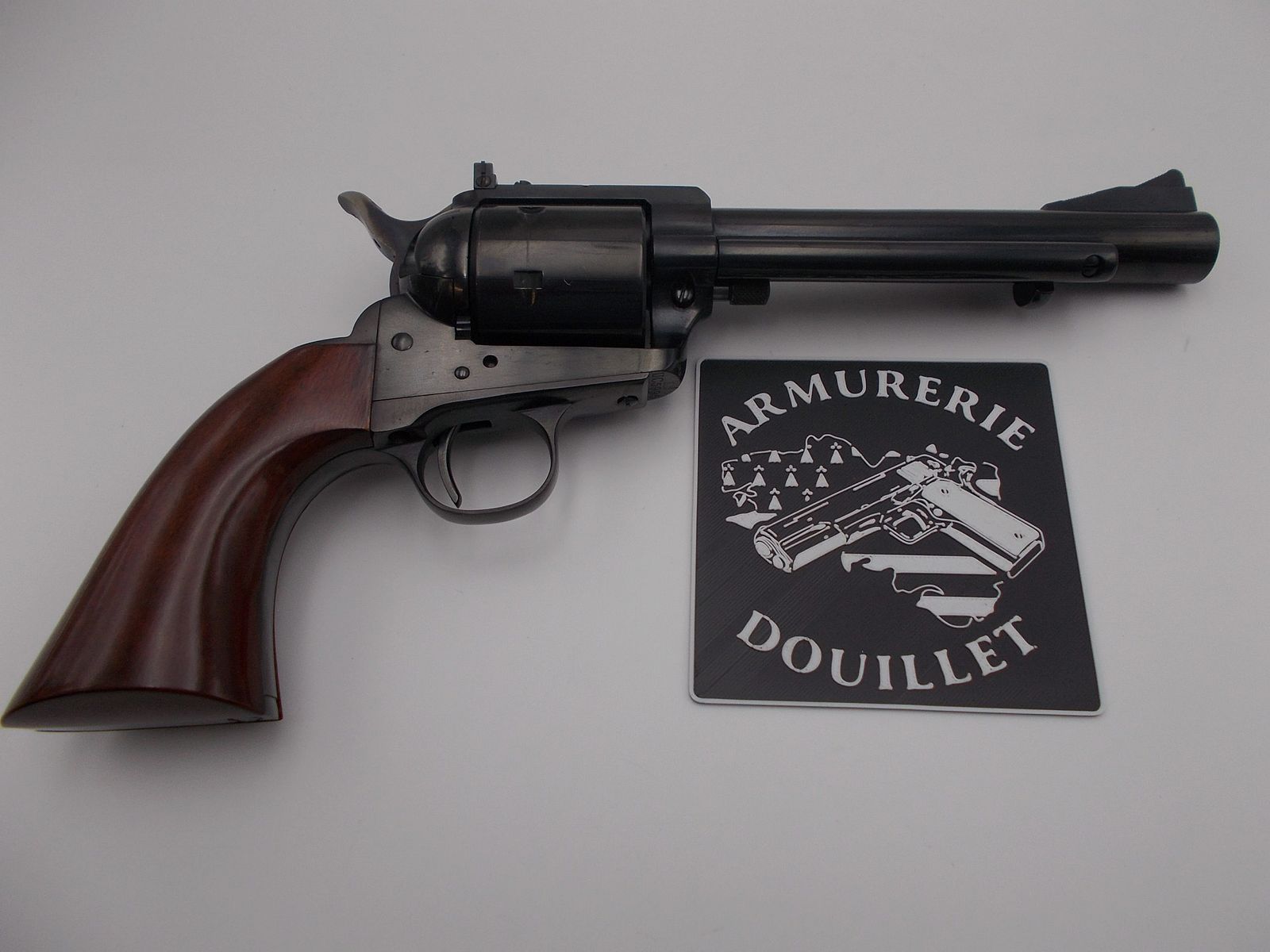Revolver Uberti 1873 Cattleman Target 44 mag 6 pollici usato, immagine 1 di 7