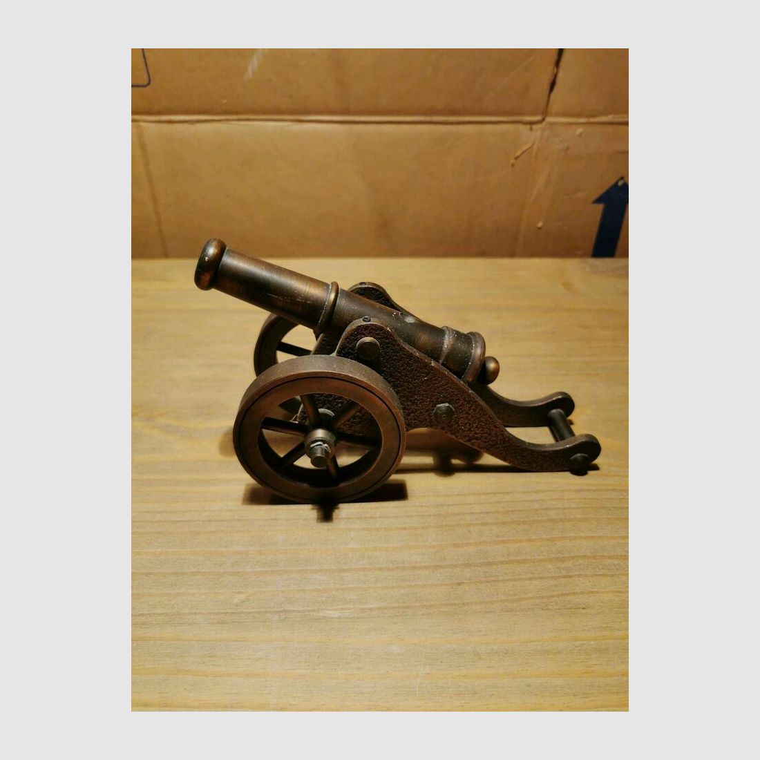Modellkanone aus Bronze