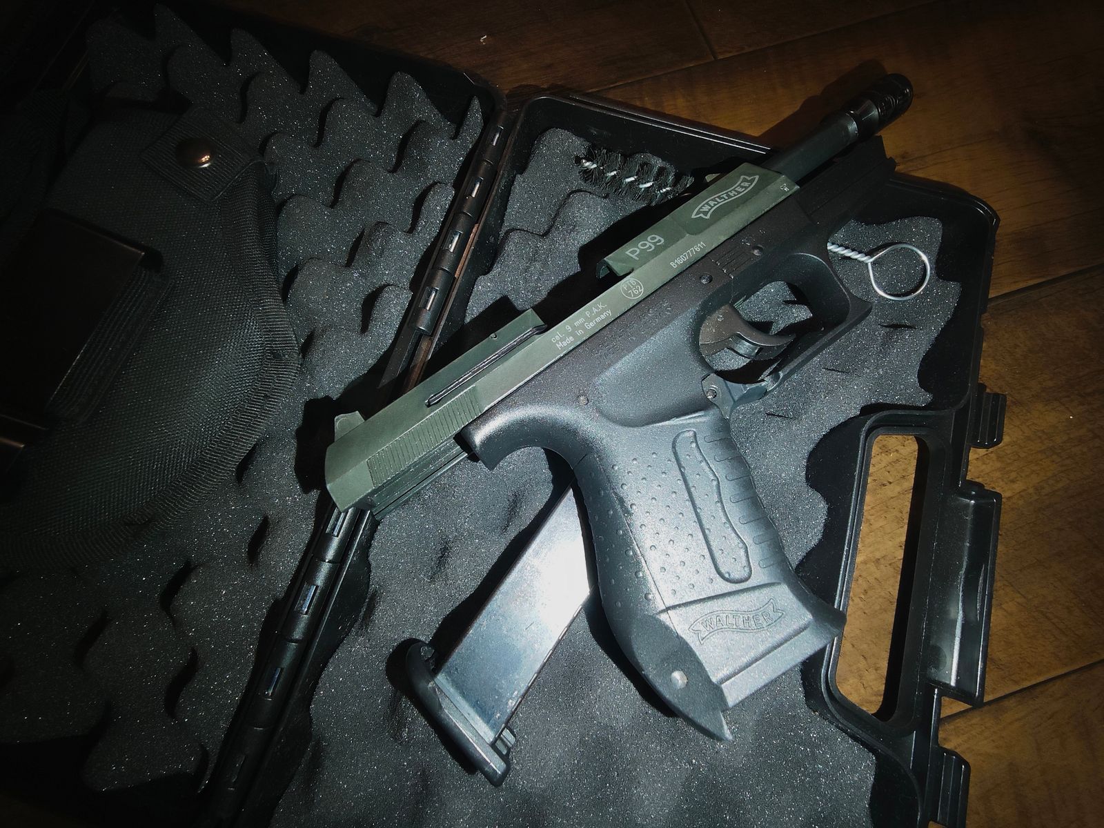 Walther P99 9mm Pak Schreckschuss Neuwertig
