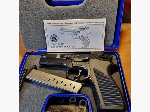 smith&wesson mod. 5904, brüniert, 9 mm , PTB 640, zzgl. 25 Schuss