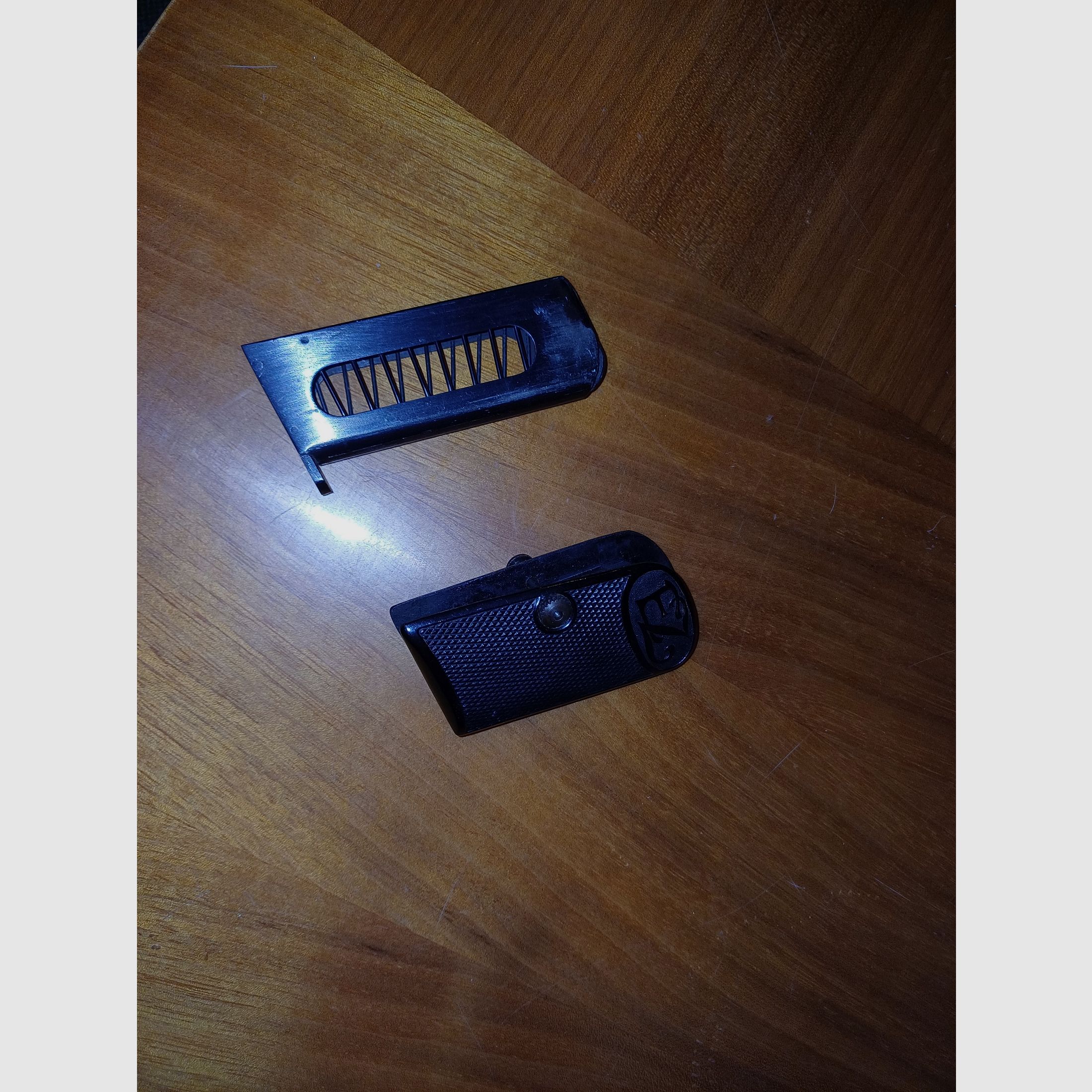 E. Zehner Zehna Pistole 6,35 Zubehör