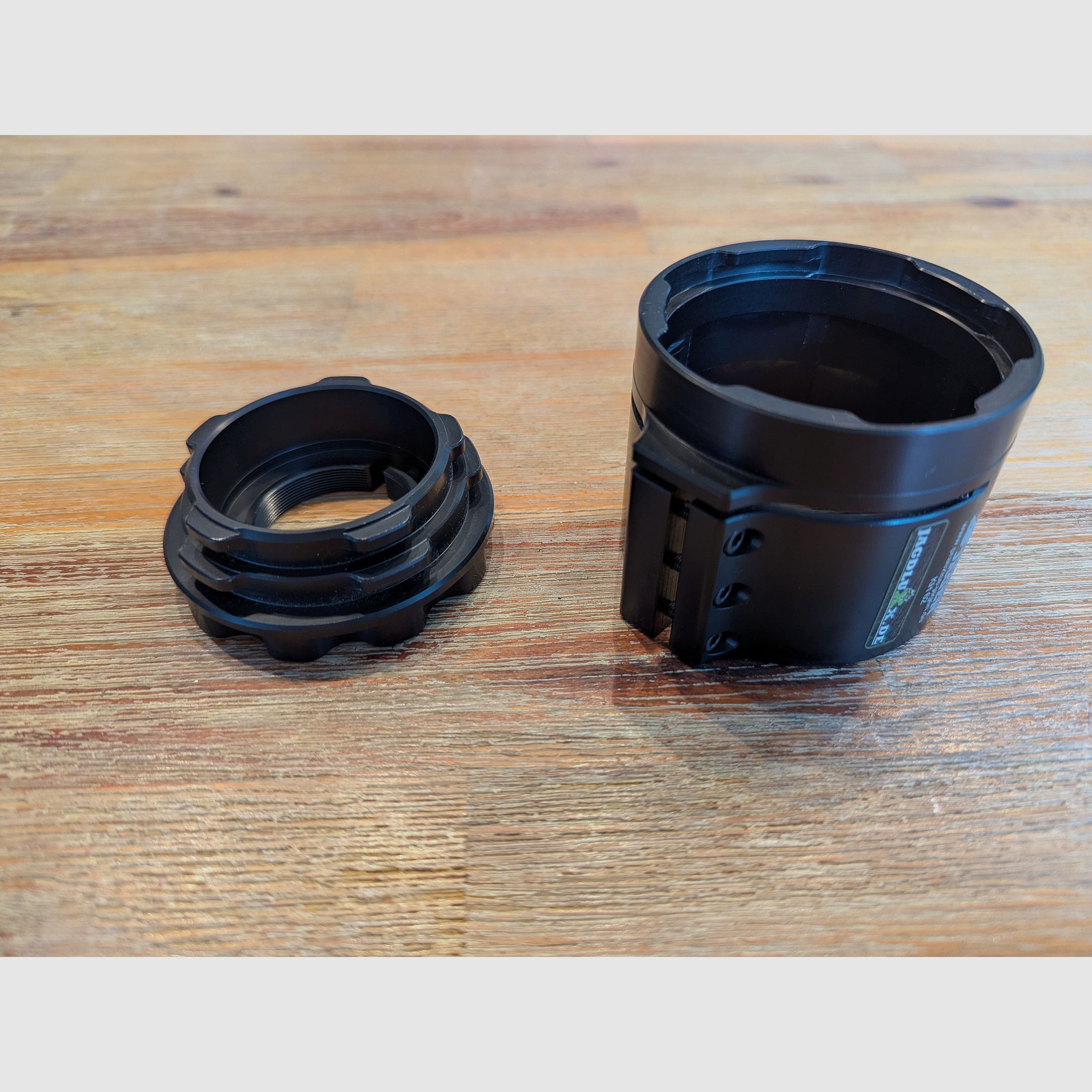 Nitehog Viper 35 Gen1 (TIR-M35S) – w bardzo dobrym stanie, w pełni sprawny