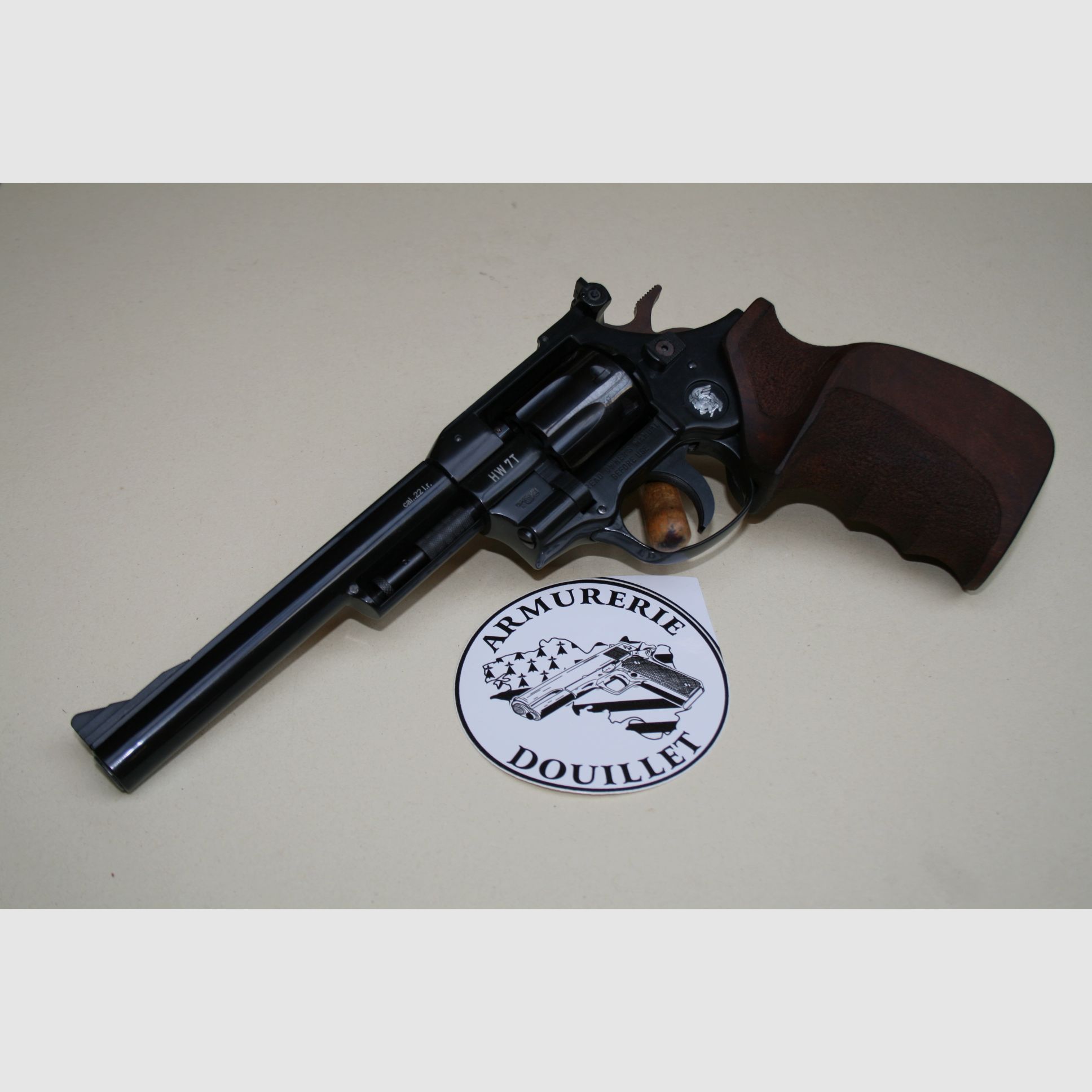 Revolver WEIHRAUCH HW7 T canon 6&Prime; calibre 22LR, image 1 sur 7